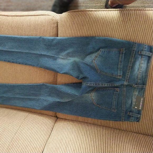 FASHION NOVA JEANS NEW WITH TAGS - Picture 3 of 6